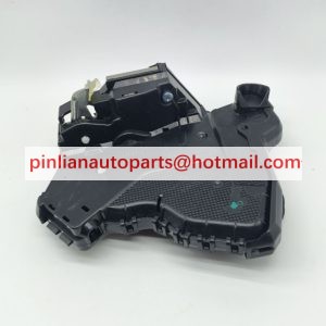 69040-0C050 69030-0C050 Door Lock Fit For Toyota Camry Corolla Highlander Matrix RAV4 Sequoia Sienna Tundra Venza (2)