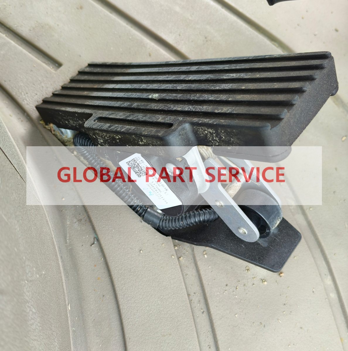 BZF0074-006 ACCELERATOR PEDAL FIT FOR LOVOL TRACTOR M2004 M1604 M1004